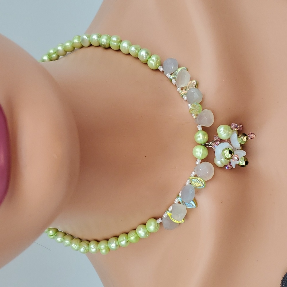New Freshwater Shick Crystal & Oyster Pearls, Prenite & Labradonite 925 Necklace